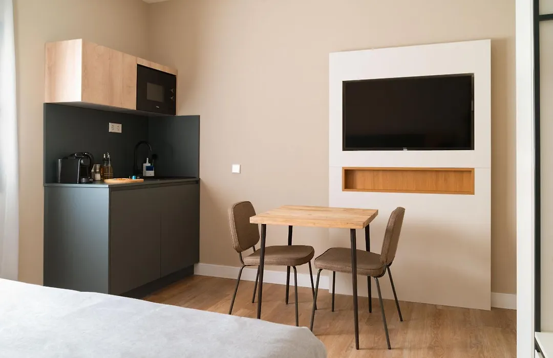 Limehome Palma Marina-1